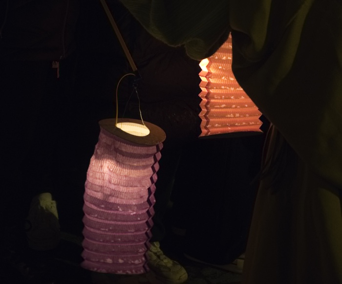 Faroles al anochecer